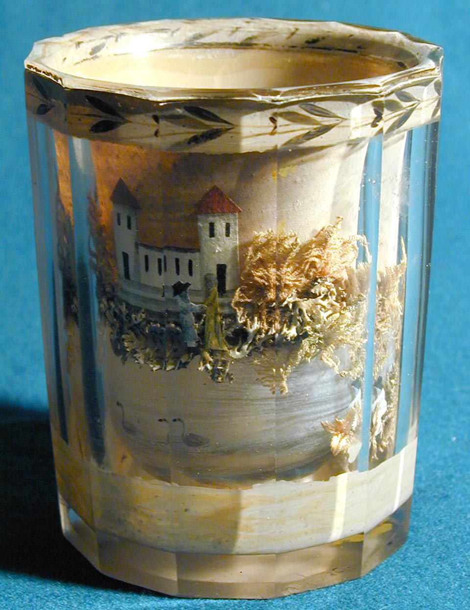 Стакан. Начало XIX в. Завод Бахметьевых. Россия, Пензенская губ., Никольское. Стекло бесцветное прозрачное, роспись.