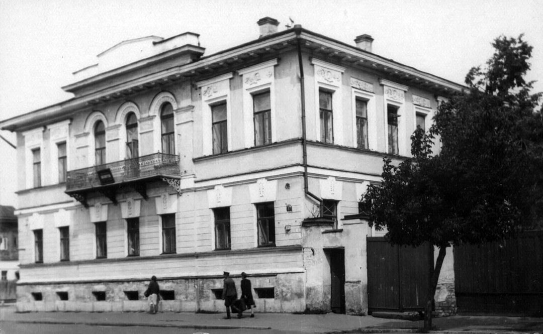 Центральная библиотека им. Энгельса в Рыбинске.